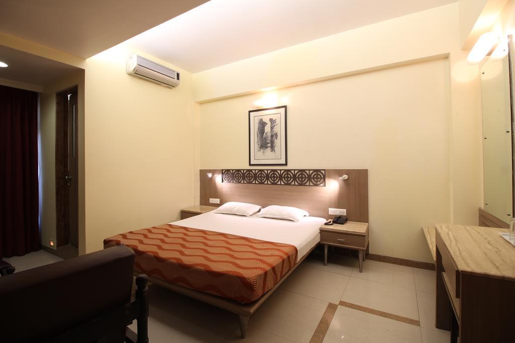Hotel Samrat Bombay Værelse billede