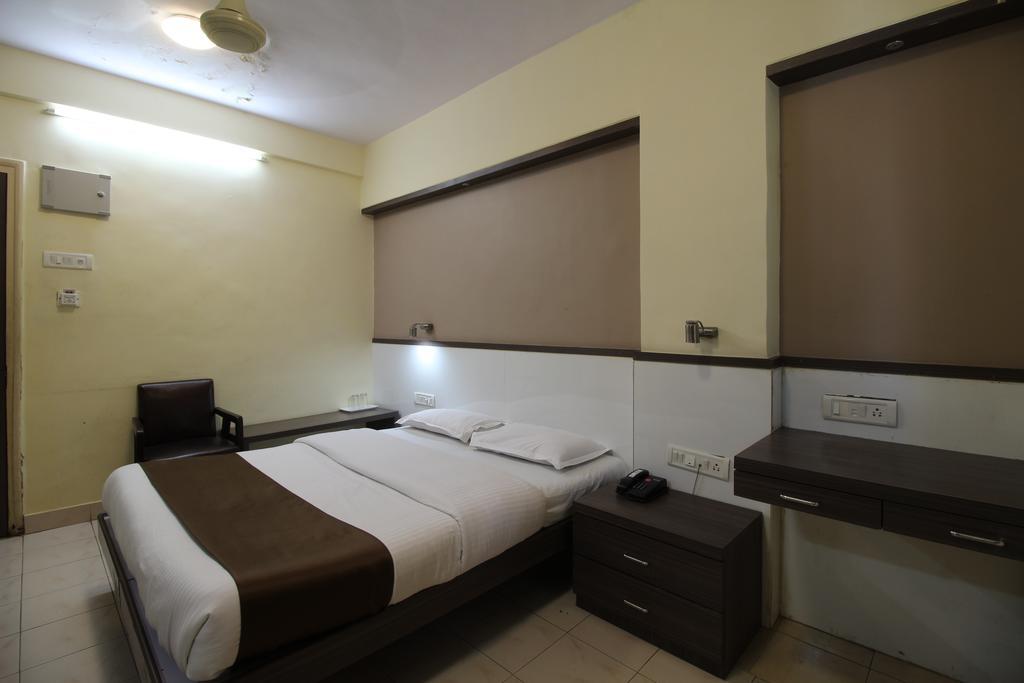 Hotel Samrat Bombay Værelse billede