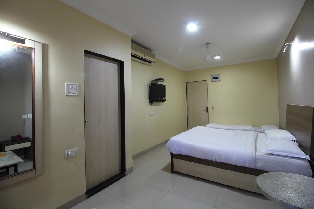 Hotel Samrat Bombay Værelse billede