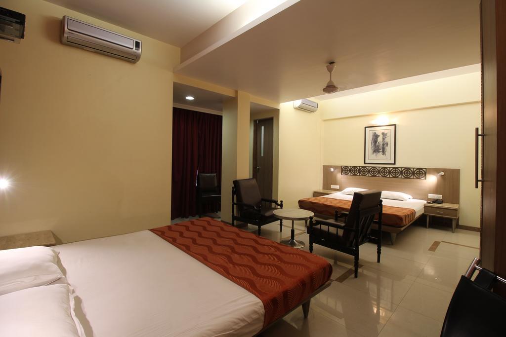 Hotel Samrat Bombay Værelse billede